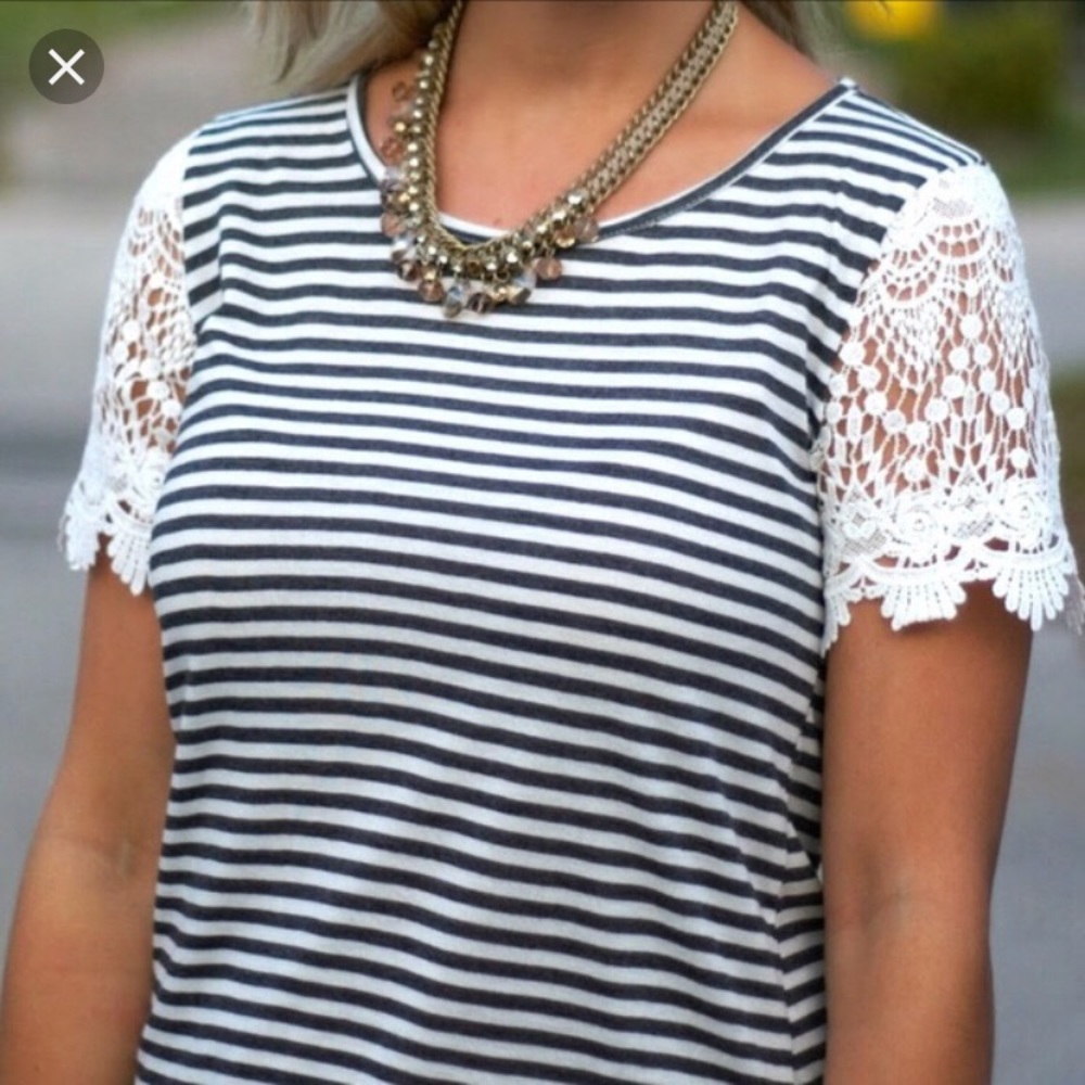 Gray and white stripped T-shirt w/ Lace sleeves